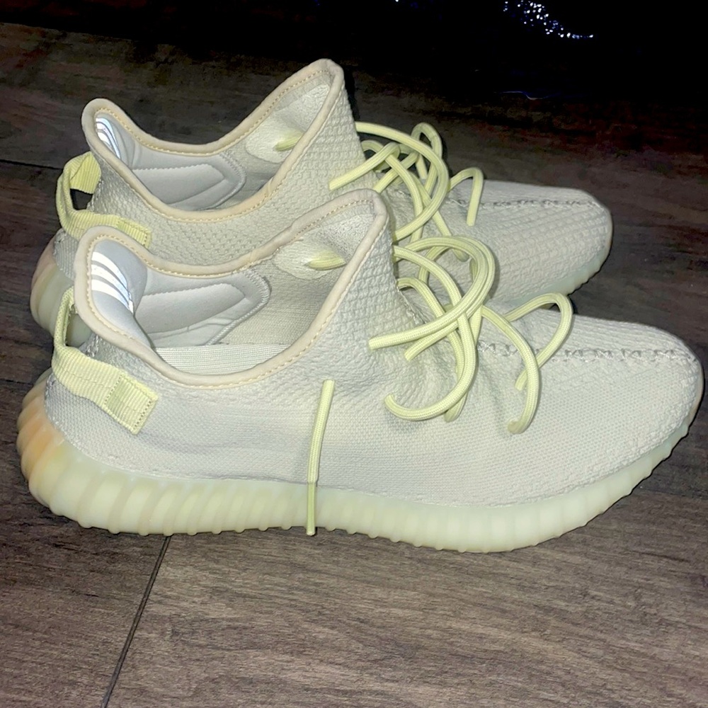 Yeezy v-2 butter